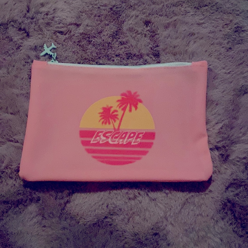 Small Ipsy travel bag